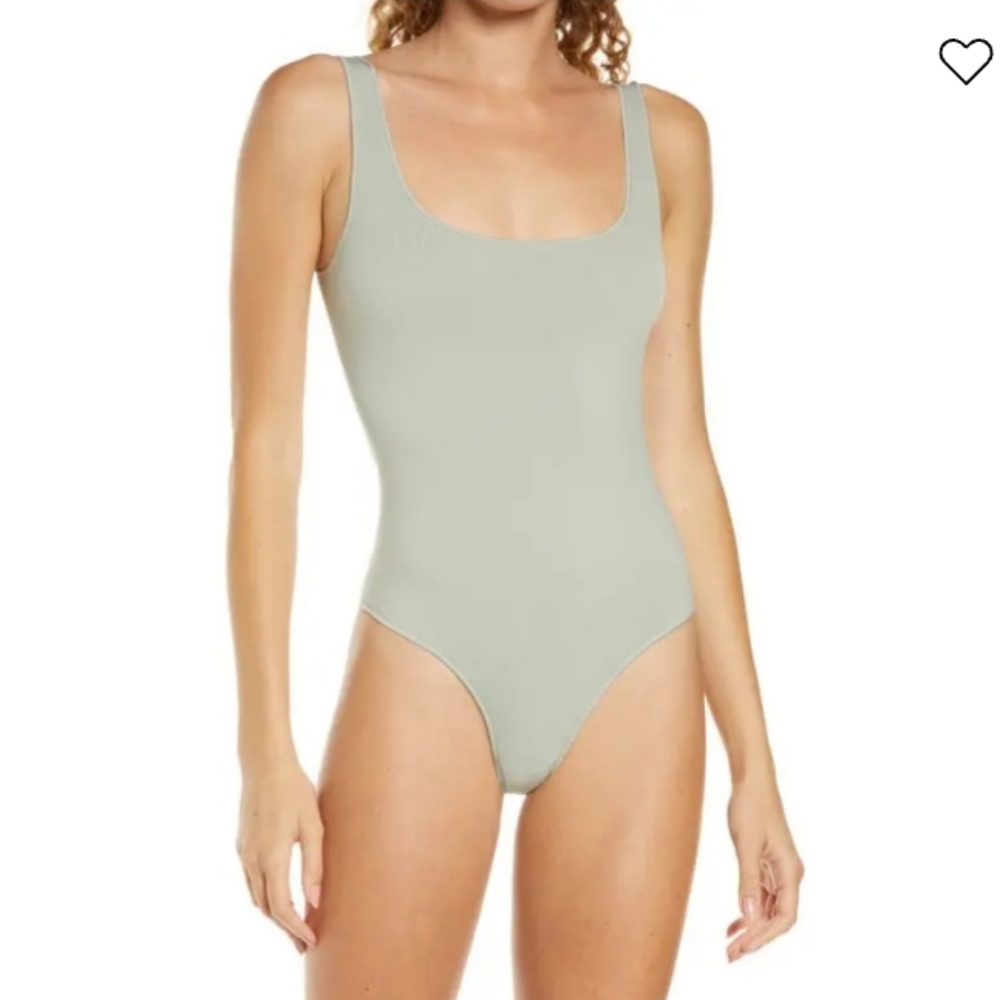 SKIMS Essential Scoop Neck Bodysuit